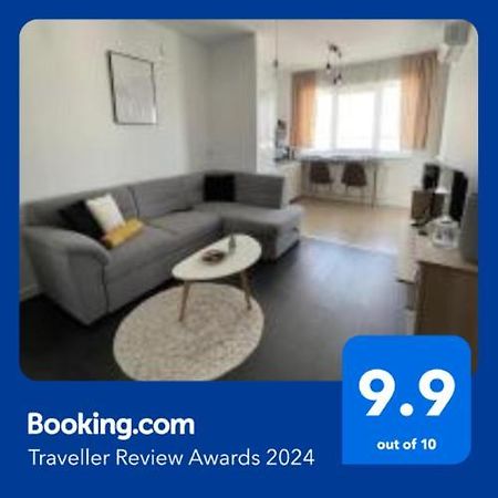 Apartament Onestilor Lägenhet Oradea Exteriör bild